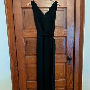 Everlane Elegant Black V-Neck Jumpsuit